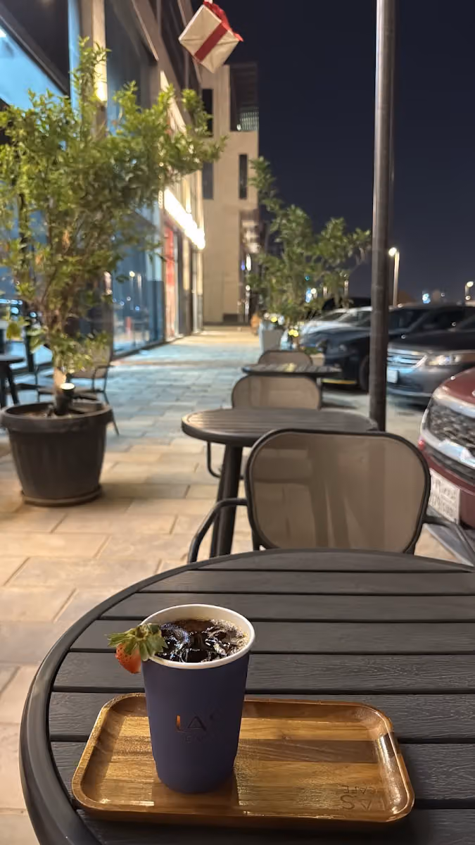لاس كافيه - LAS CAFE (الملقا)