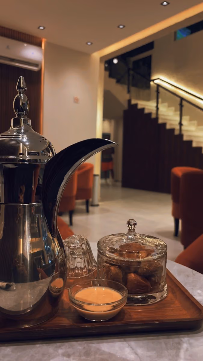 لاونج وكافيه 25 AR