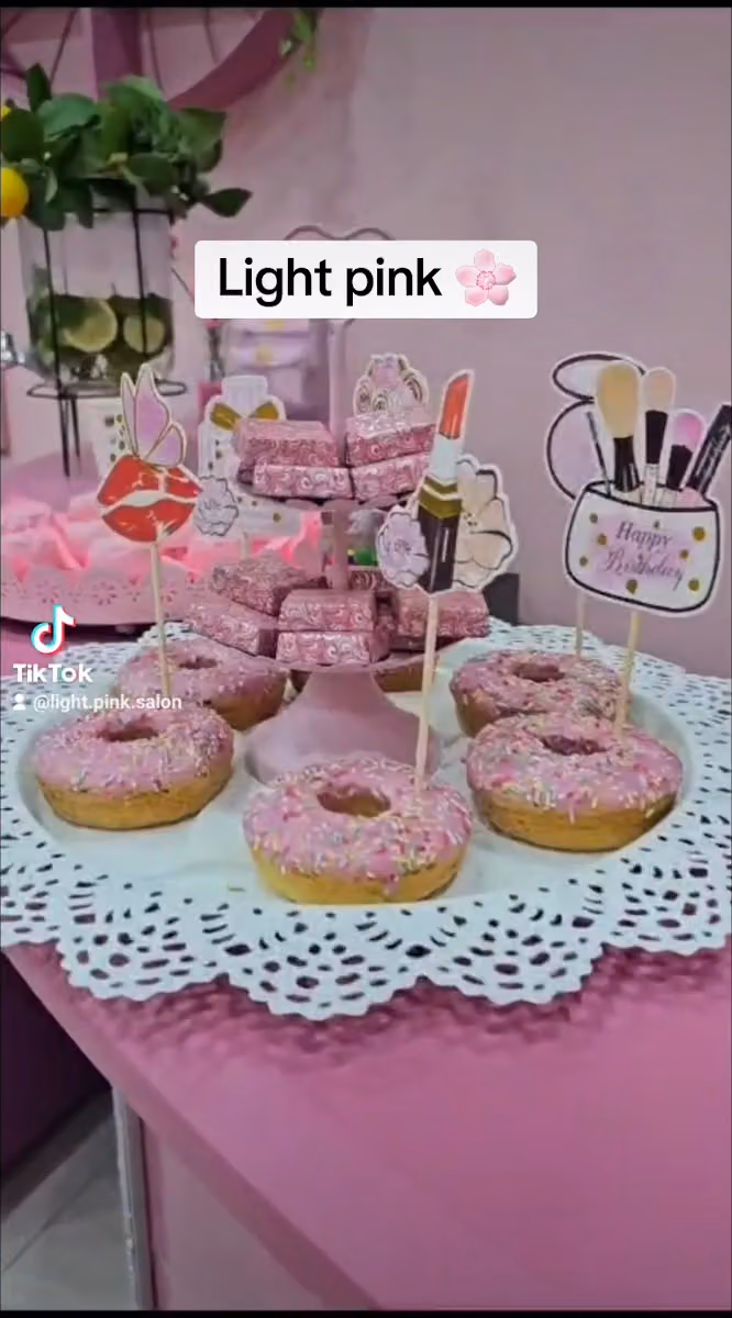 لايت بنك مشغل تزيين نسائي