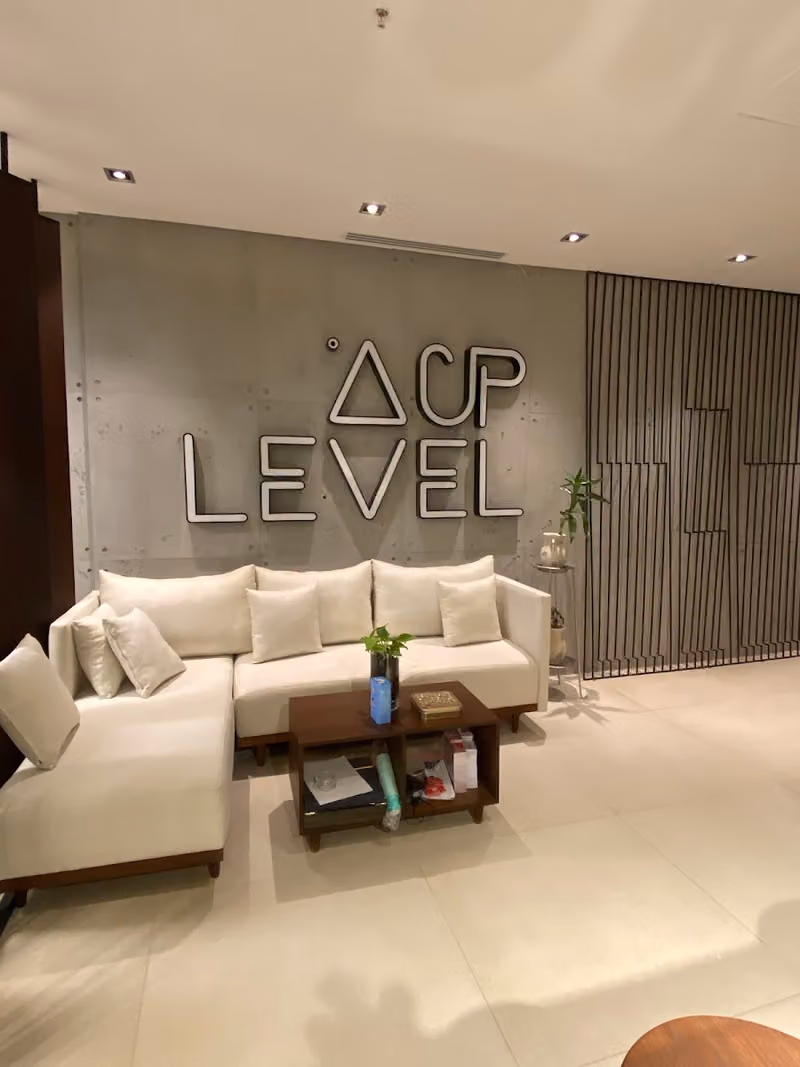 LEVEL UP COMPANY
