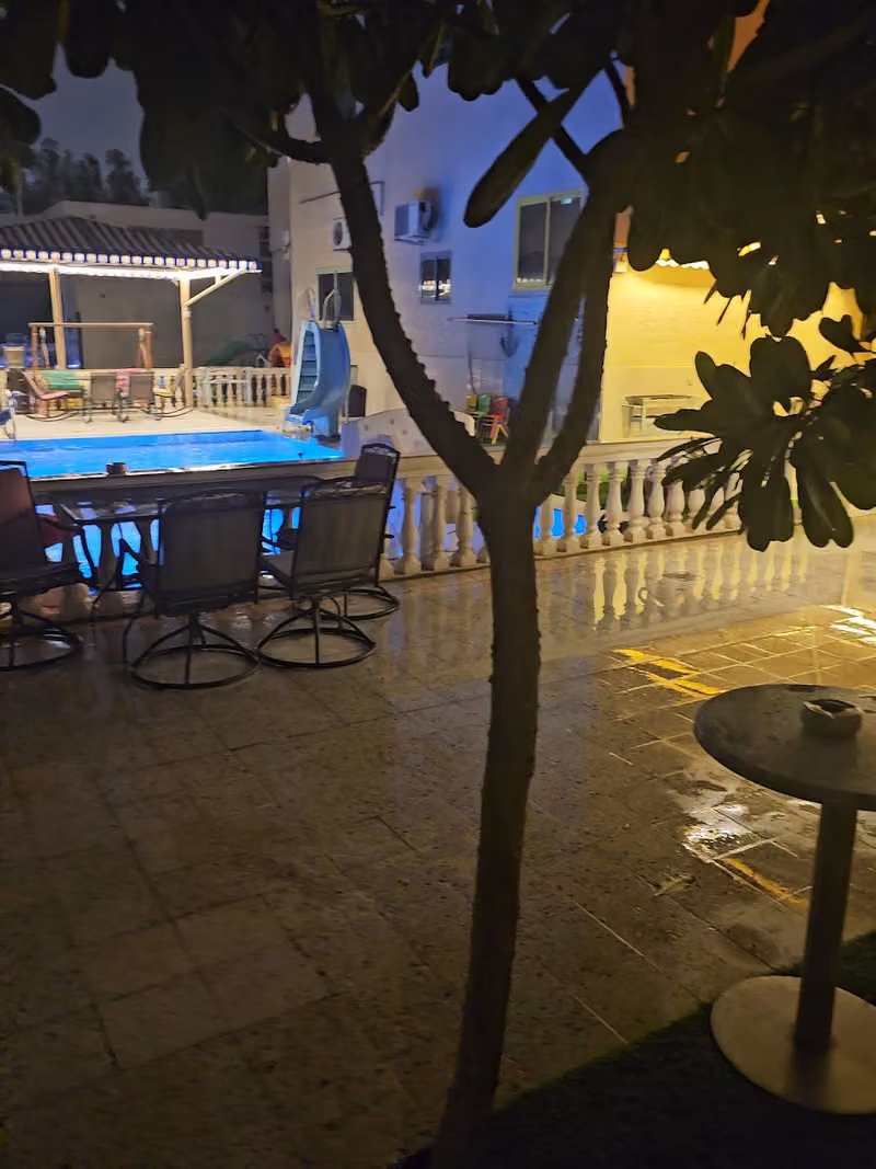 Lido Compound