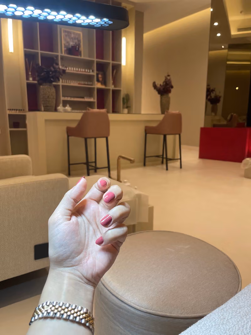 Limerence nail spa