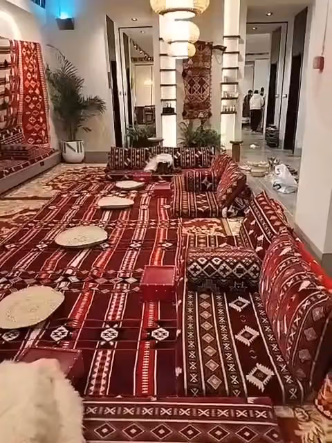 للحفلات وتنظيم المعارض راية الحدث