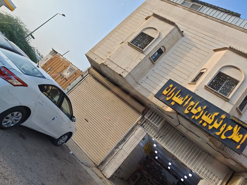 لمسات لطب الزجاج إصلاح درايش ومرايات سفط وبنوراما