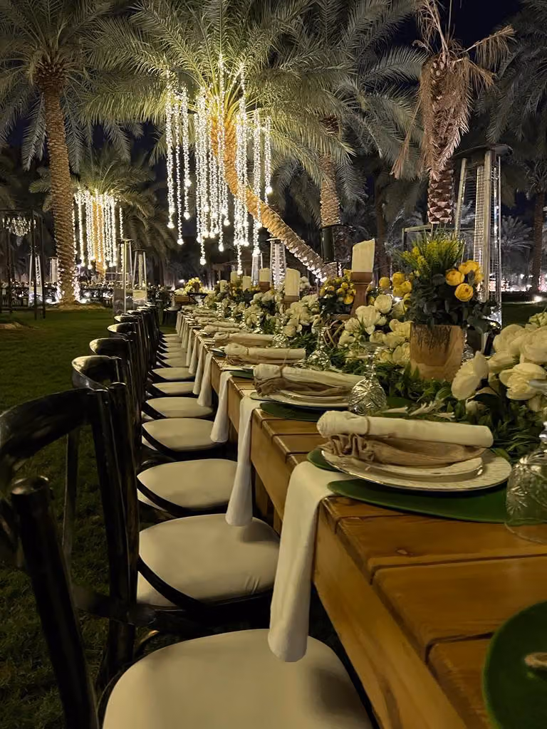 لمسة كرستال للمناسبات والحفلات