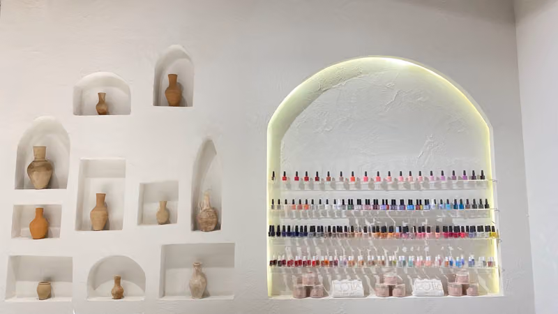 Lolia nail spa ( العارض )
