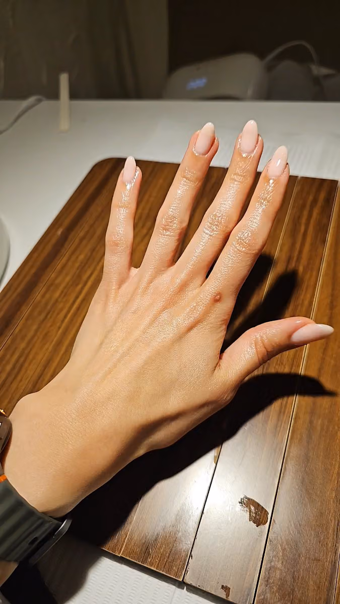 Lua. Nails