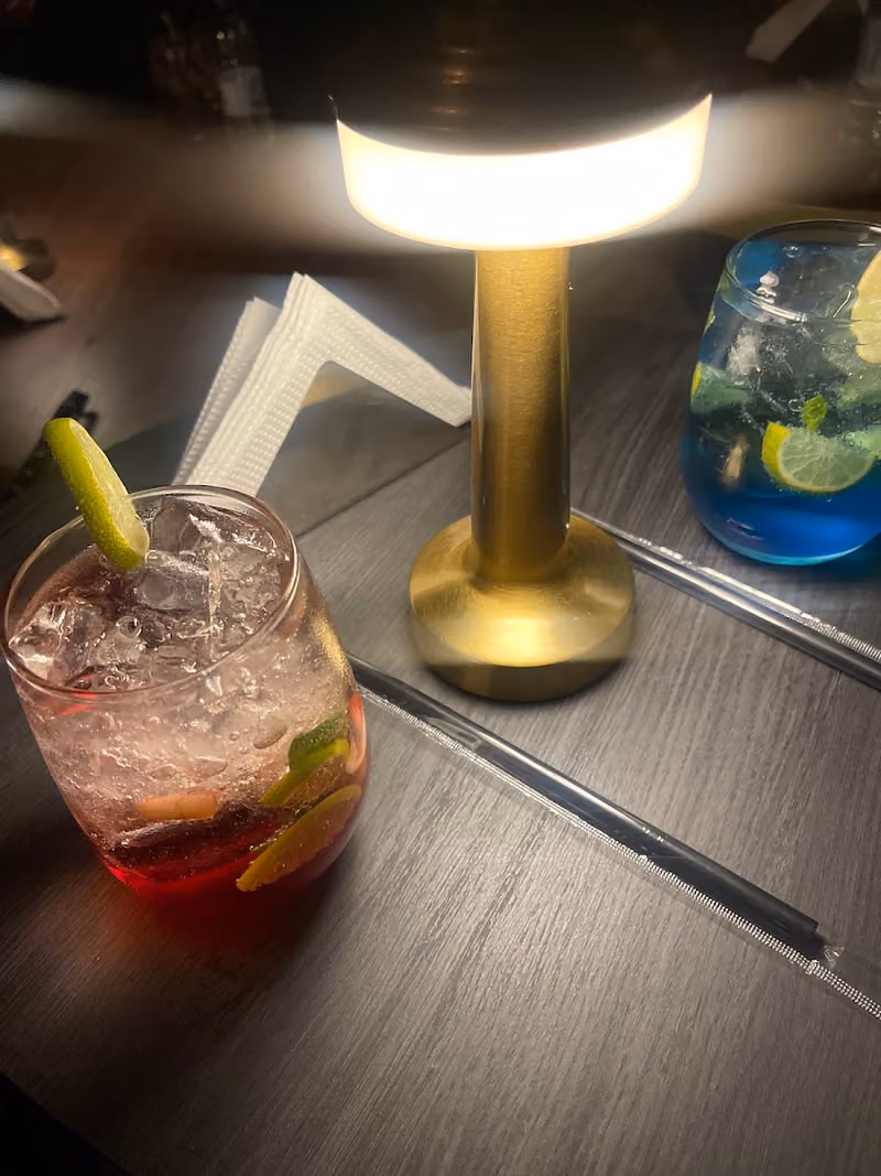 Lupin lounge لوبين لاونج