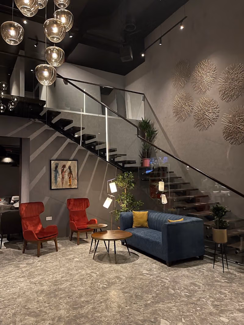 Lupin lounge لوبين لاونج