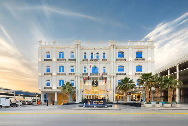 Luxury Night Al Munsiyah