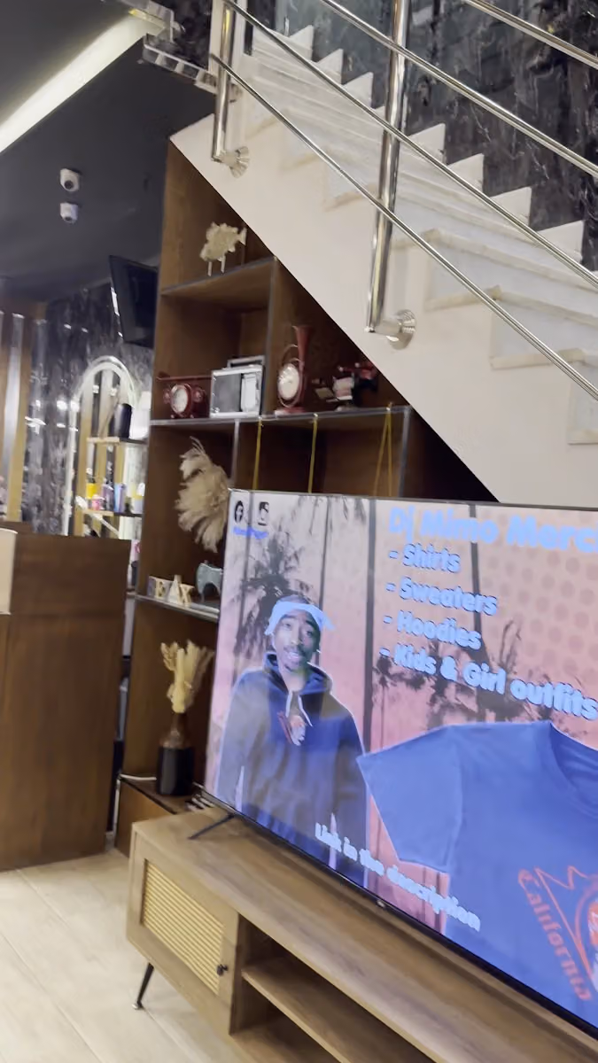 Luxury zone حلاق المنطقة الفخمة