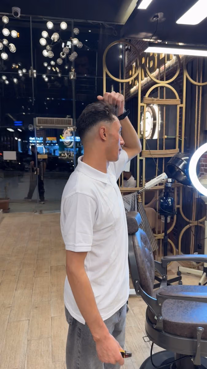 Luxury zone حلاق المنطقة الفخمة