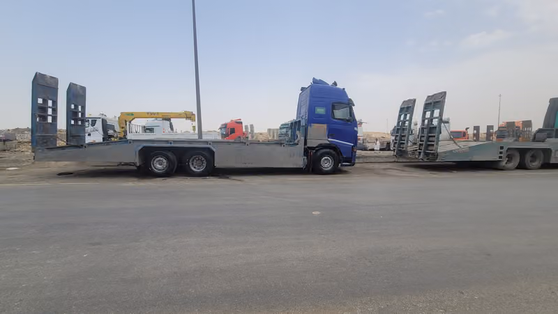 لوبد لنقل المعدات والتريلات