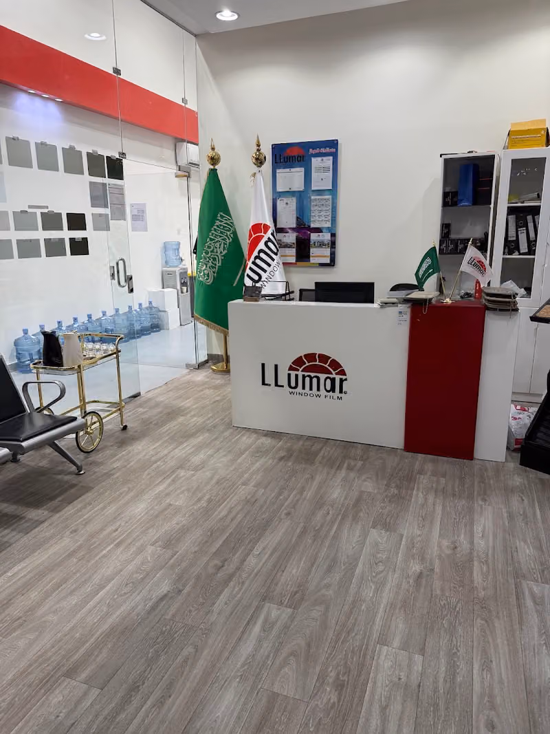 لومار للعزل الحرارىLLumar Window Film