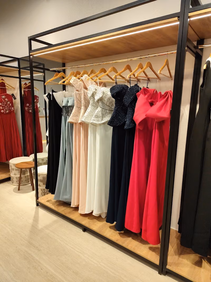 لونا إليجانس LUNA ELEGANCE