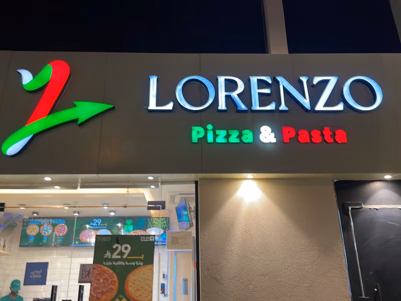 لورينزو بيتزا