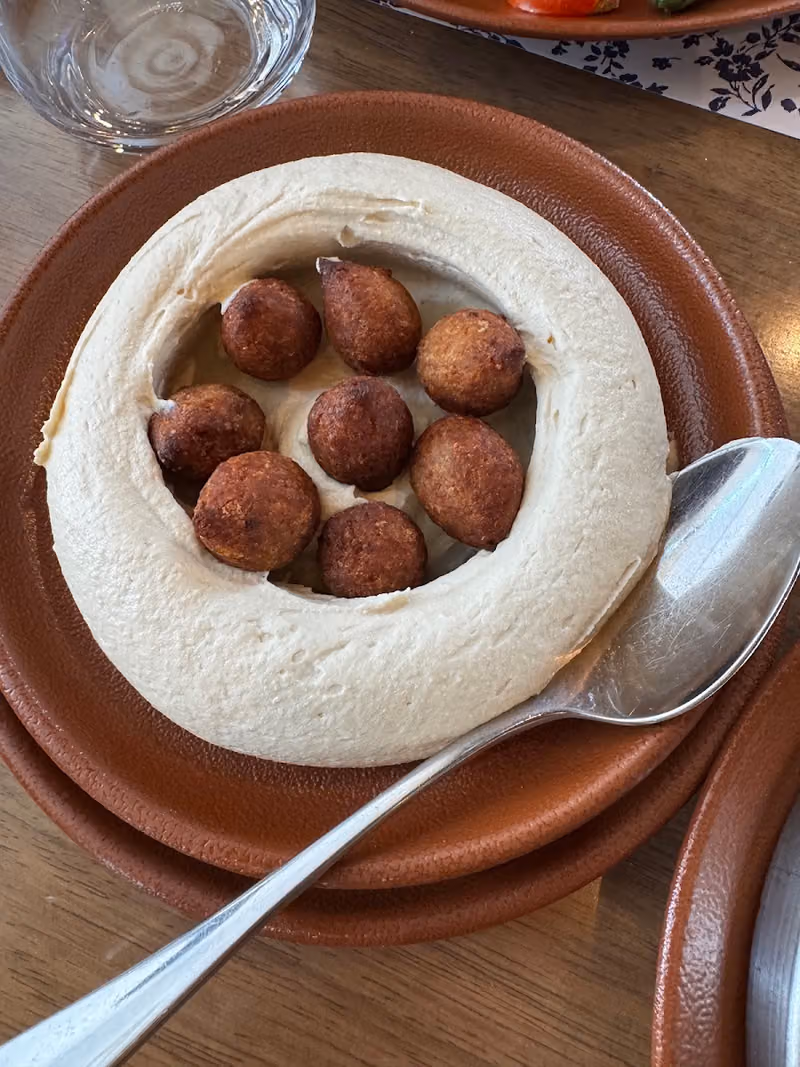 لوريس