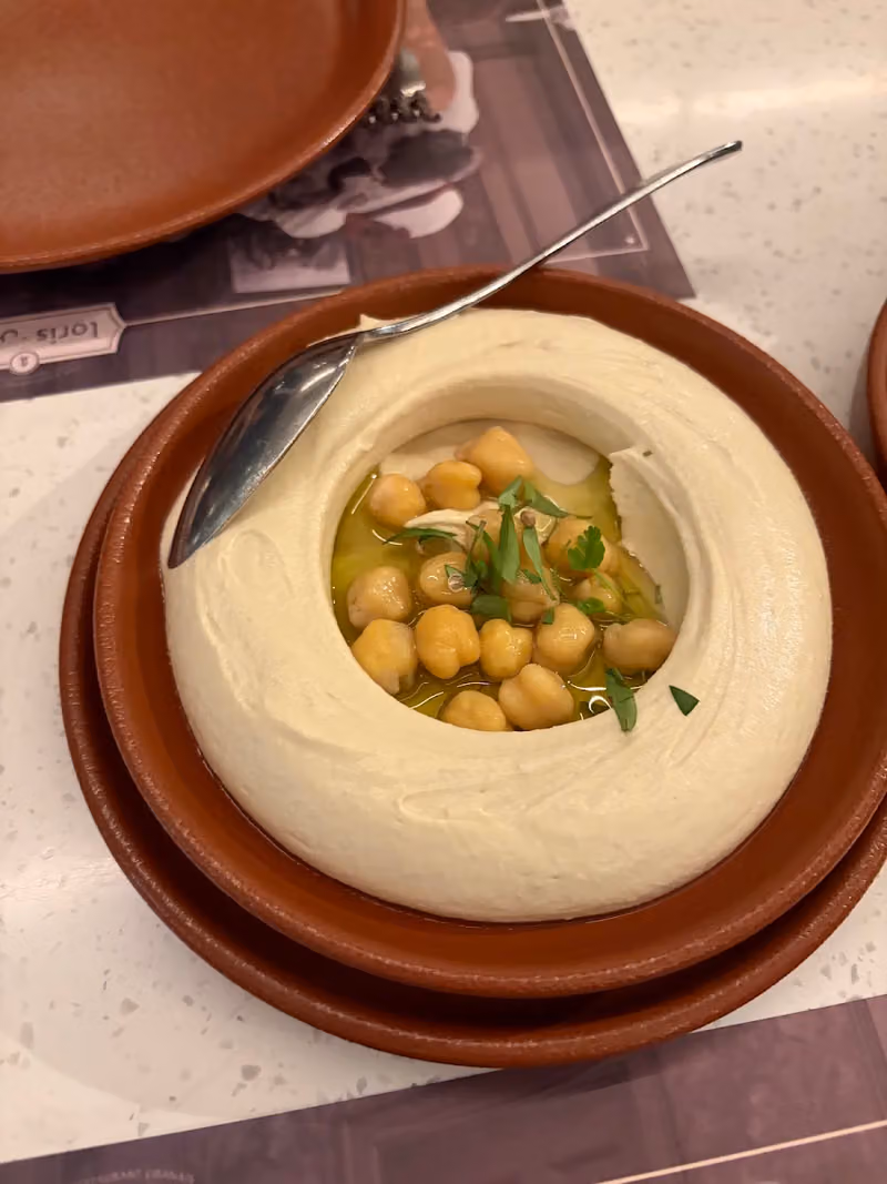 لوريس