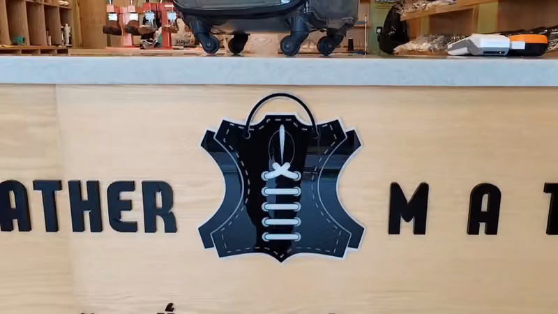 ليذرميت السليمانية - Leather Mate لتنظيف وتجديد الاحذية والحقائب والشنط