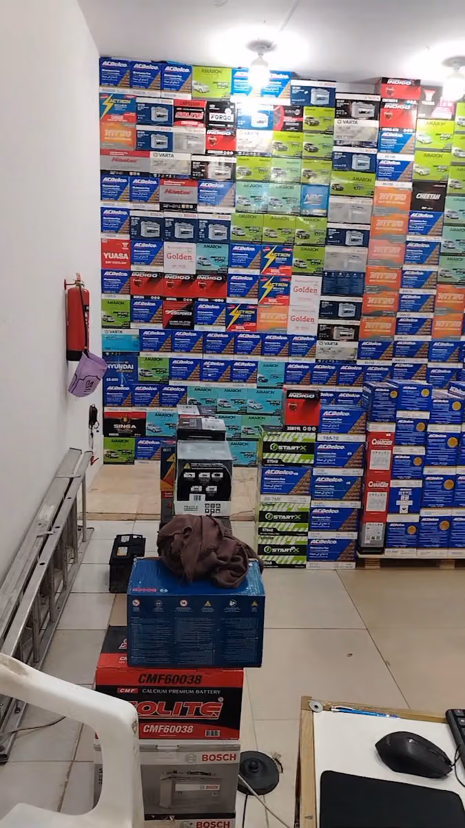 بطاريات سيارات كهرباء وفريون