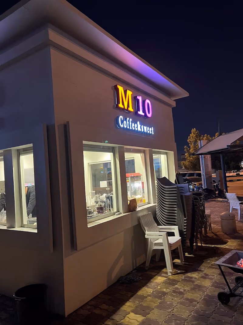 M10 Coffee