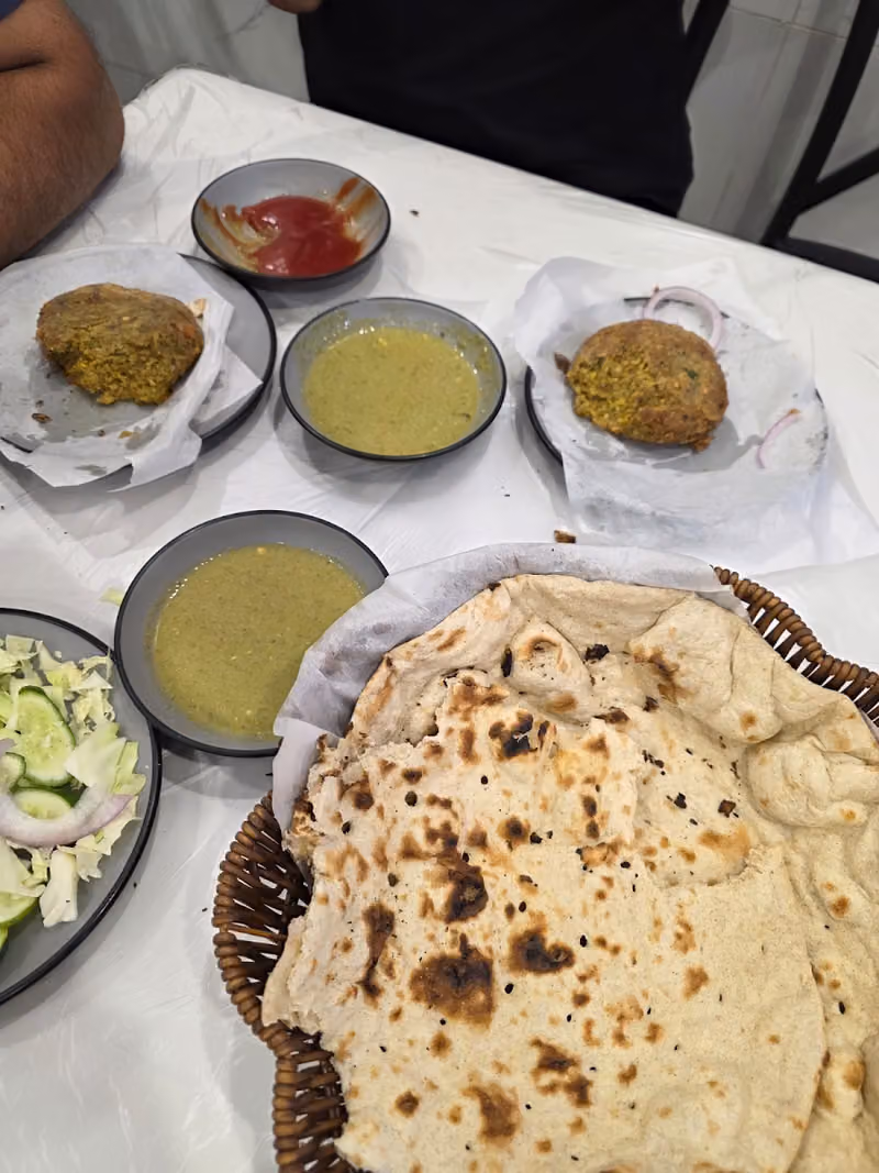 Maa Jee Restaurant