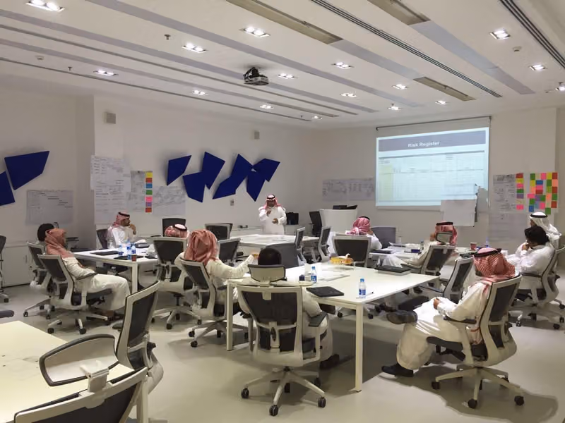 معهد المئوية للتدريب