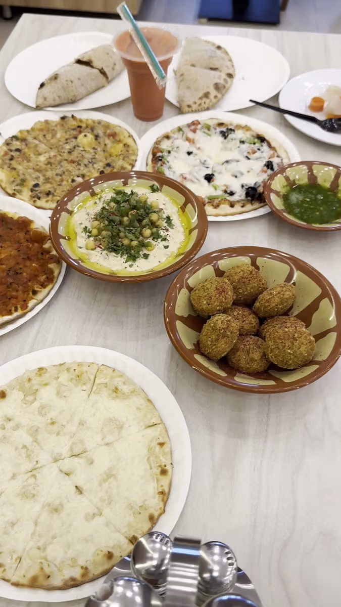 معجنات الشلال
