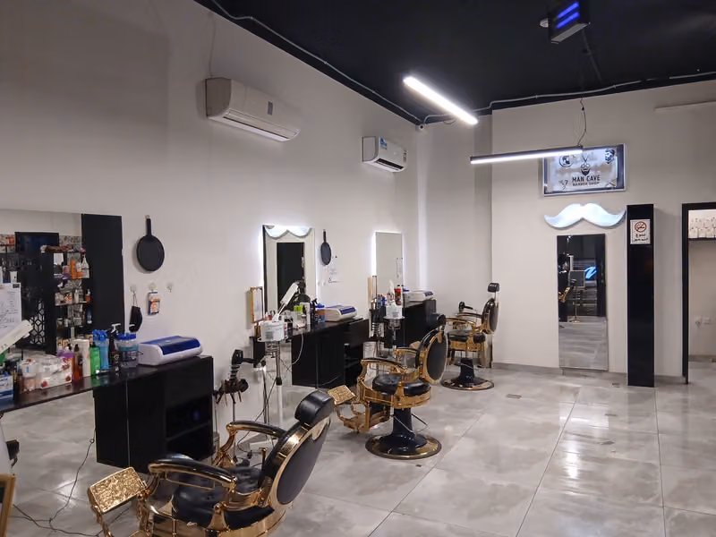 MAN CAVE BARBER SHOP