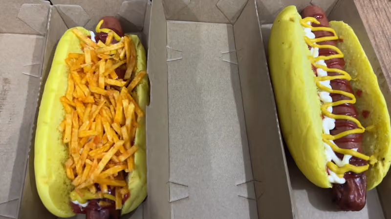 Manhattan Hot Dog
