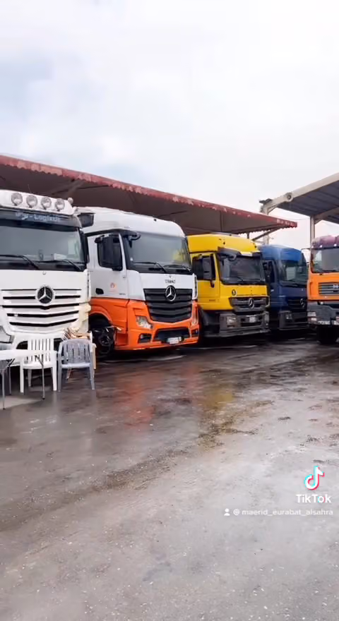 معرض عربة الصحراء للسيارات