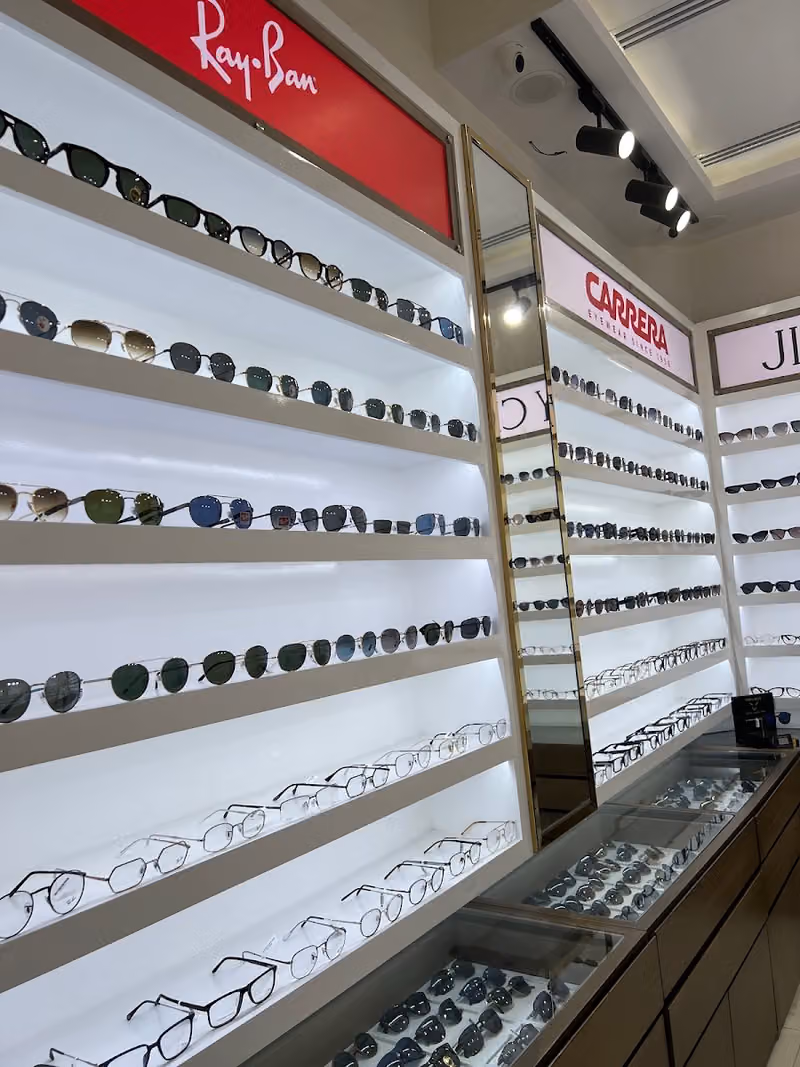 معرض بن رشد للبصريات الدائري الجنوبي Binrushd optical