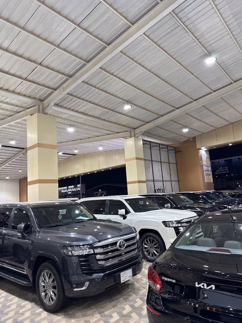 معرض نور الريان للسيارات