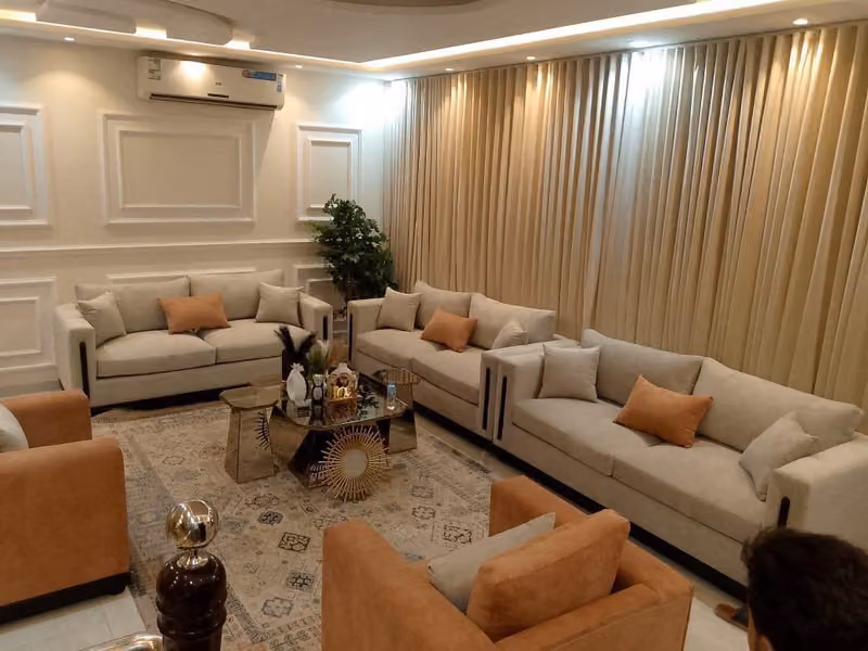 معرض شعاع فجر الفخامة للأثاث
