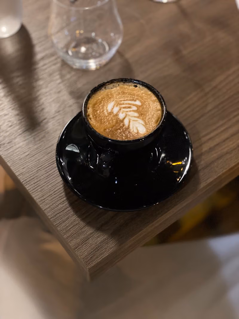 ماتادور كافي ولونج Matador Cafe & Lounge