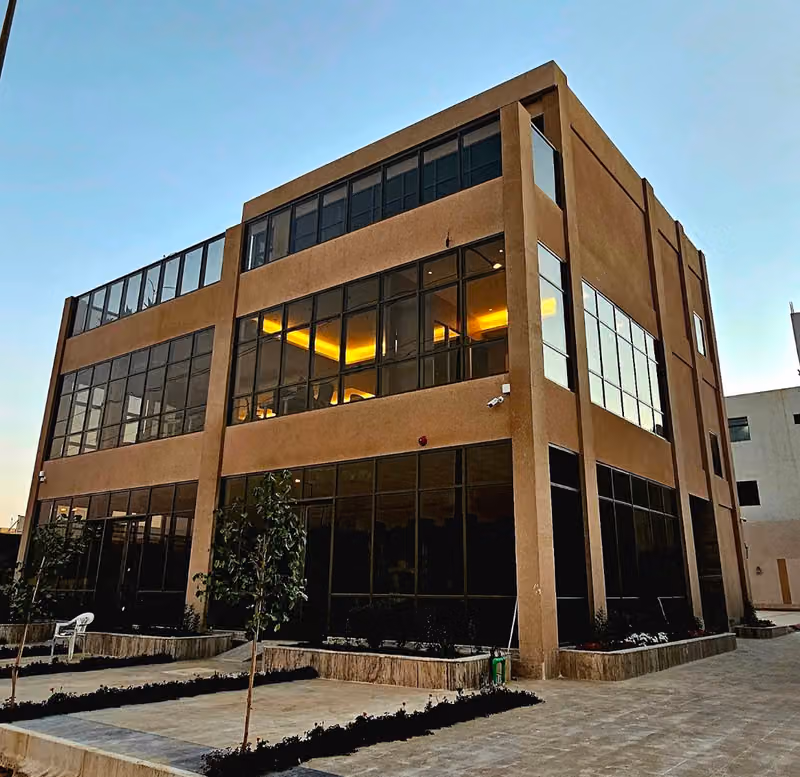 مبنى ادارة شركة تحالف الرعاية الطبية Medical Care Alliance Co. (Head Office)