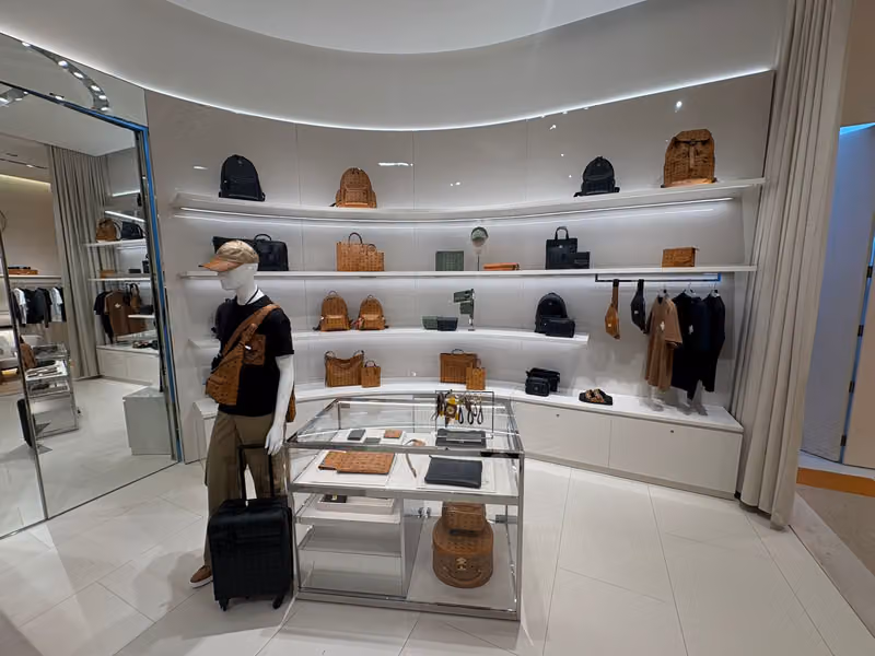 MCM Solitare Mall