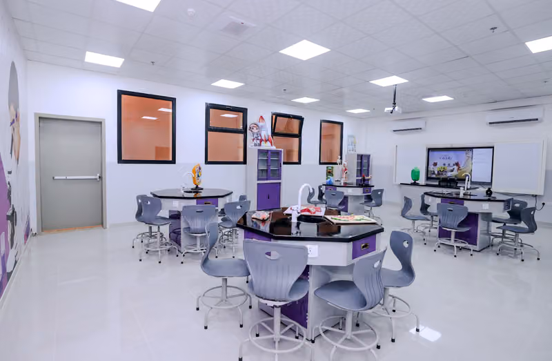 مدارس إتقان التربية - طويق