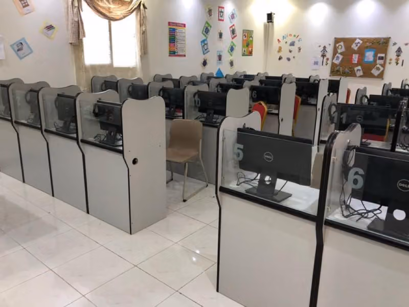 مدارس مسارات الافق النموذجيه بحي المونسيه