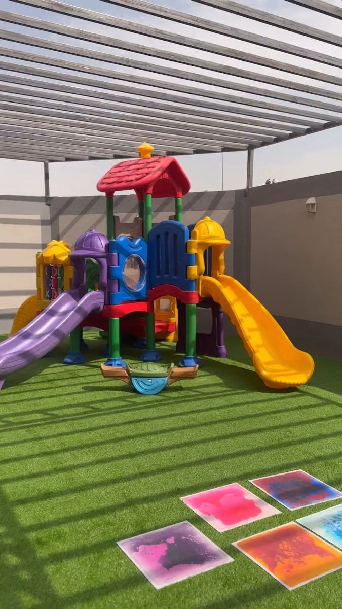 مركز موهبة الطفولة