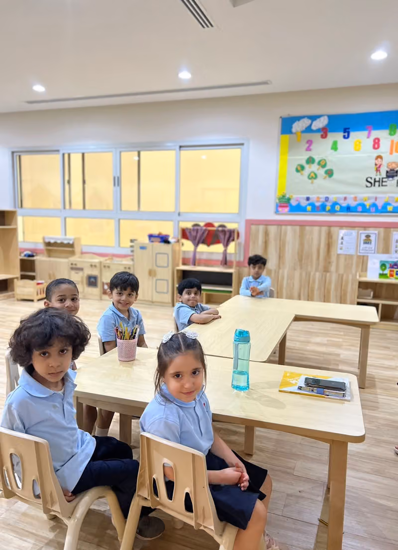 مدارس نجوم الابداع العالمية