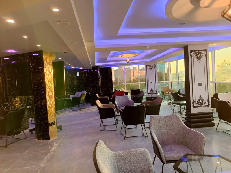 Meer Lounge Cafe