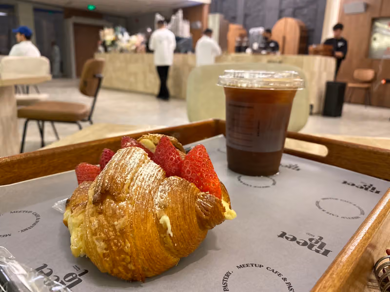 Meetup Cafe & Pastry