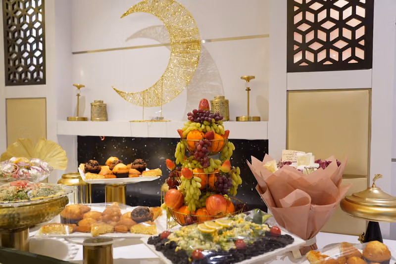 فندق ميرال كراون