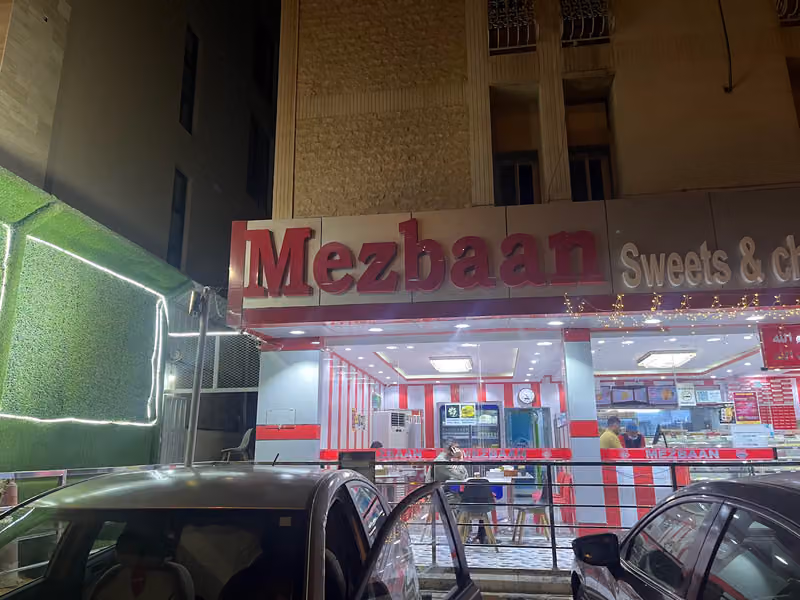 Mezbaan Sweets & samosa