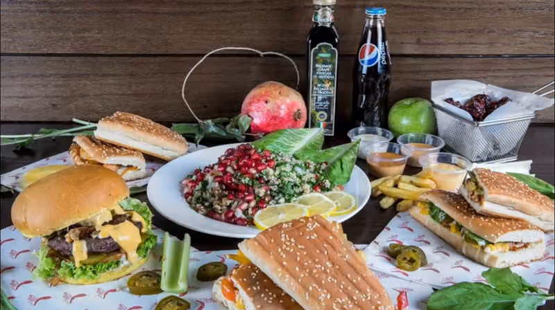 Mezze Tapas مزة تاباس