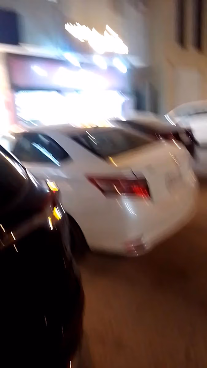 مغاسل النظافة البيضاء