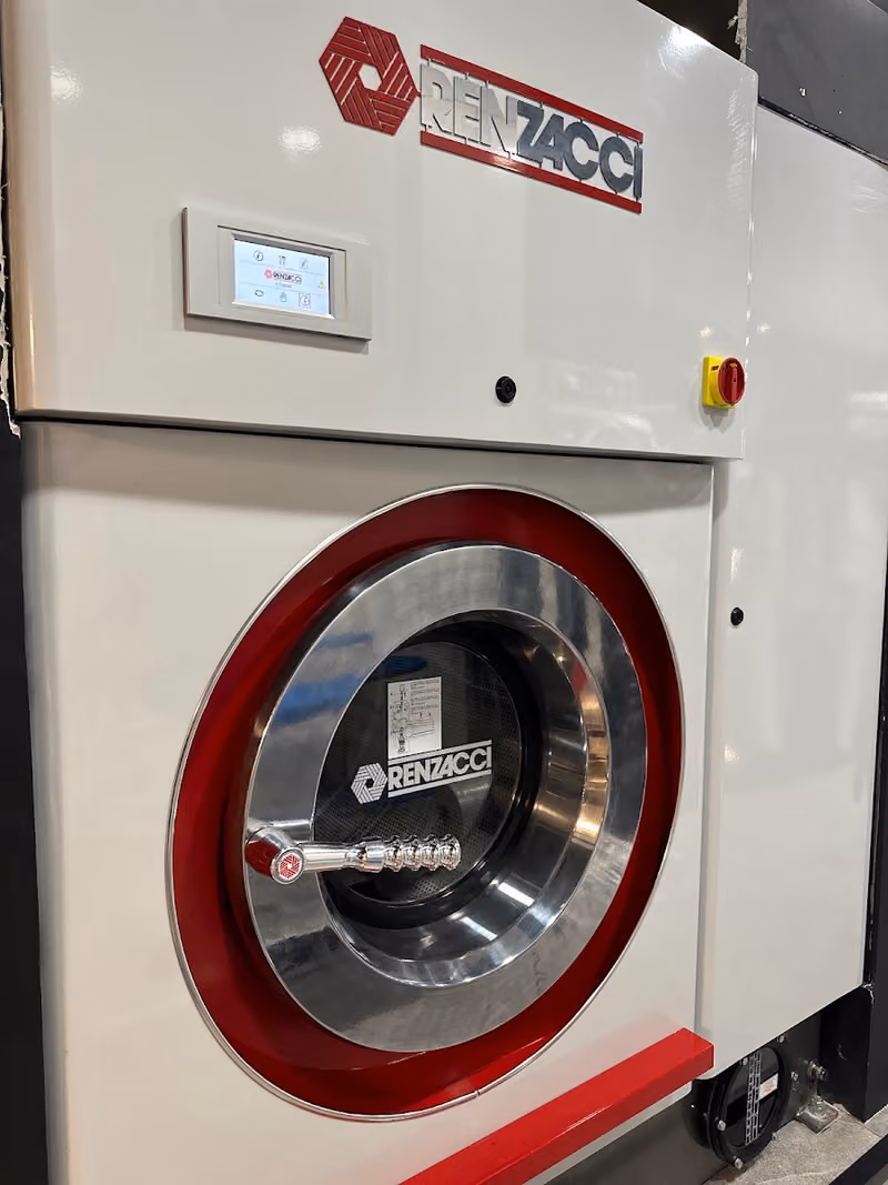 مغسلة غسيل وكي Wash and press Laundry