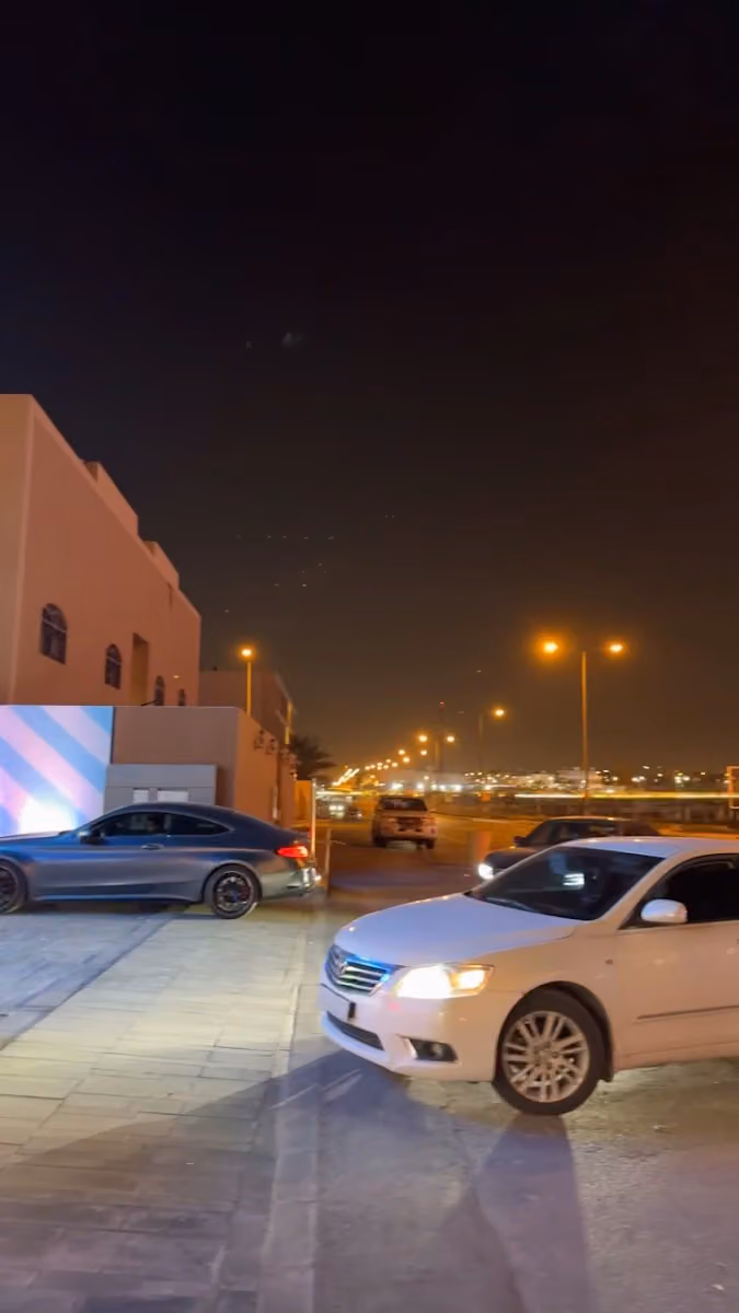 مغسلة كارووش للسيارات