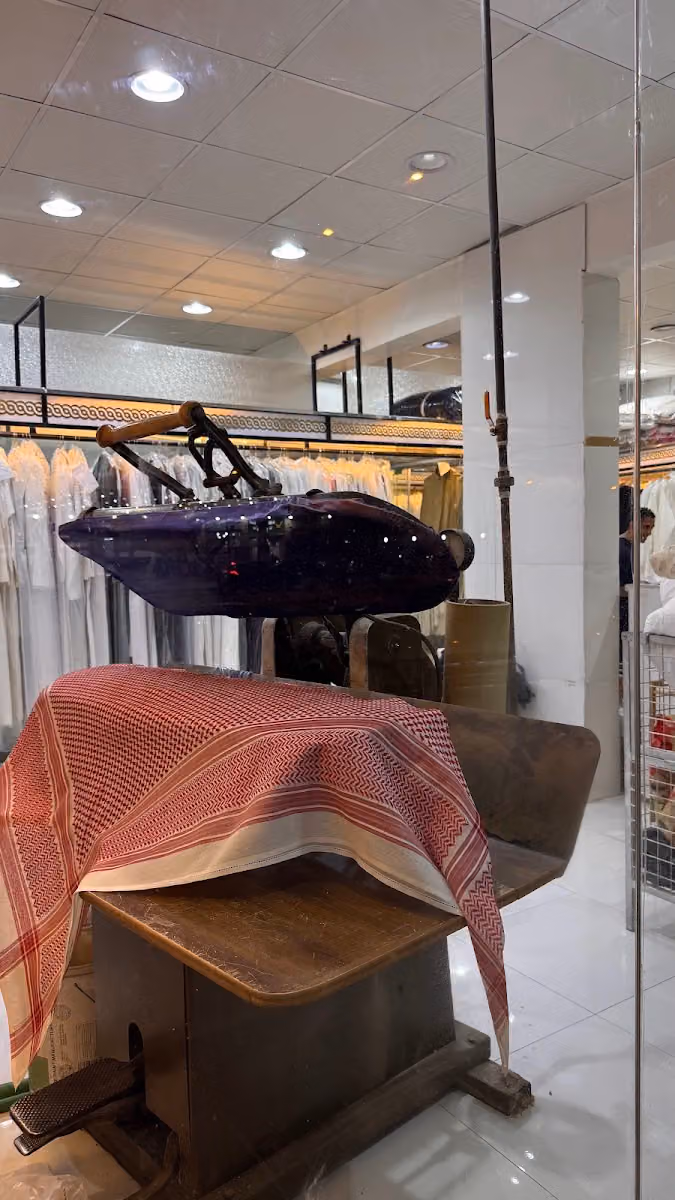 مغسلة نظافة الرداء الابيض لغسيل الملابس